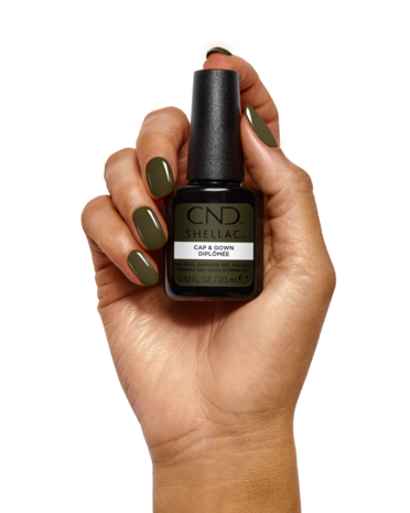 CND CND™ SHELLAC™ Cap & Gown #327 - 12,5 ml CND CND™ SHELLAC™ Cap & Gown #327 - 12,5 ml