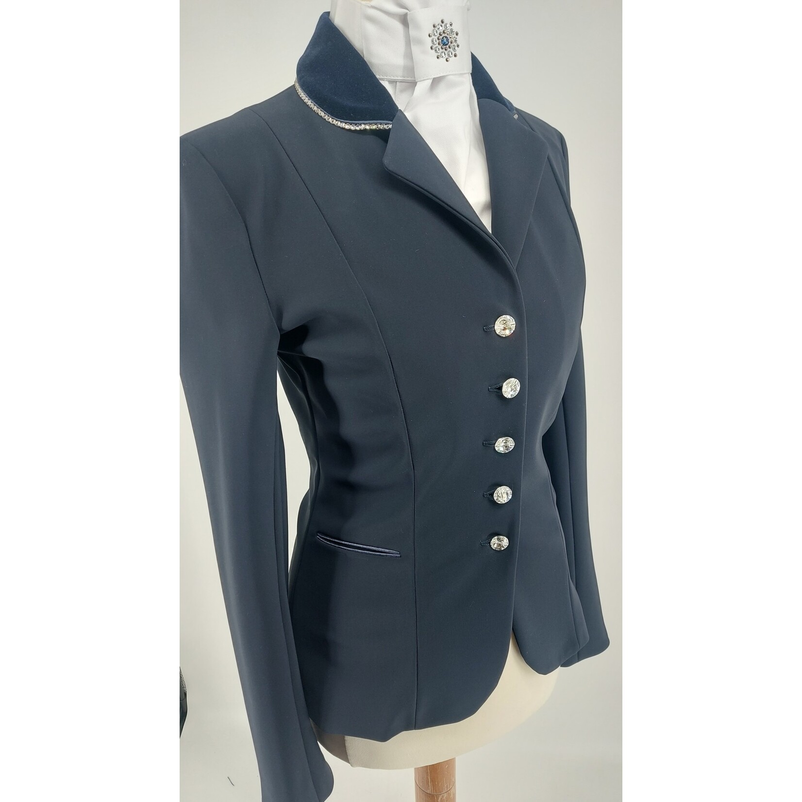 Lamantia Couture Nederland DEMO Competition jacket sportive dark blue velvet (maat 32)