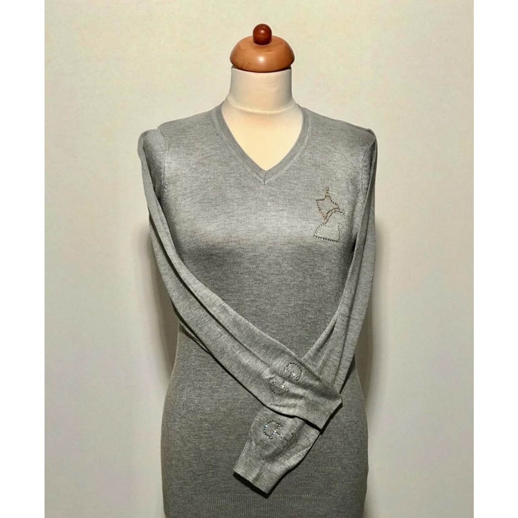 NoConcept NoConcept v-neck sweater light grey logo swarovski