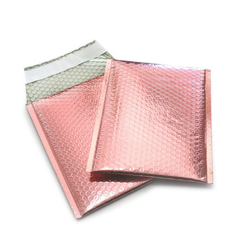 Specipack Roze luchtkussen enveloppen metallic glanzend D 180 x 250 mm A5+ - Doos met 100 stuks