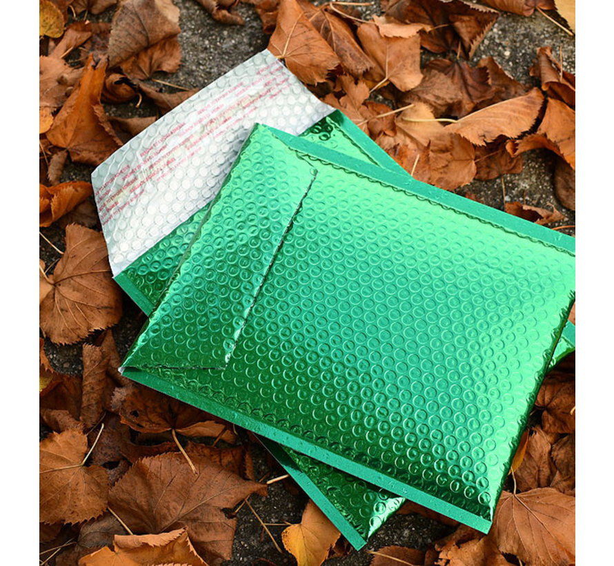 Groene luchtkussen enveloppen metallic glanzend D 180 x 250 mm A5+ - Doos met 100 stuks