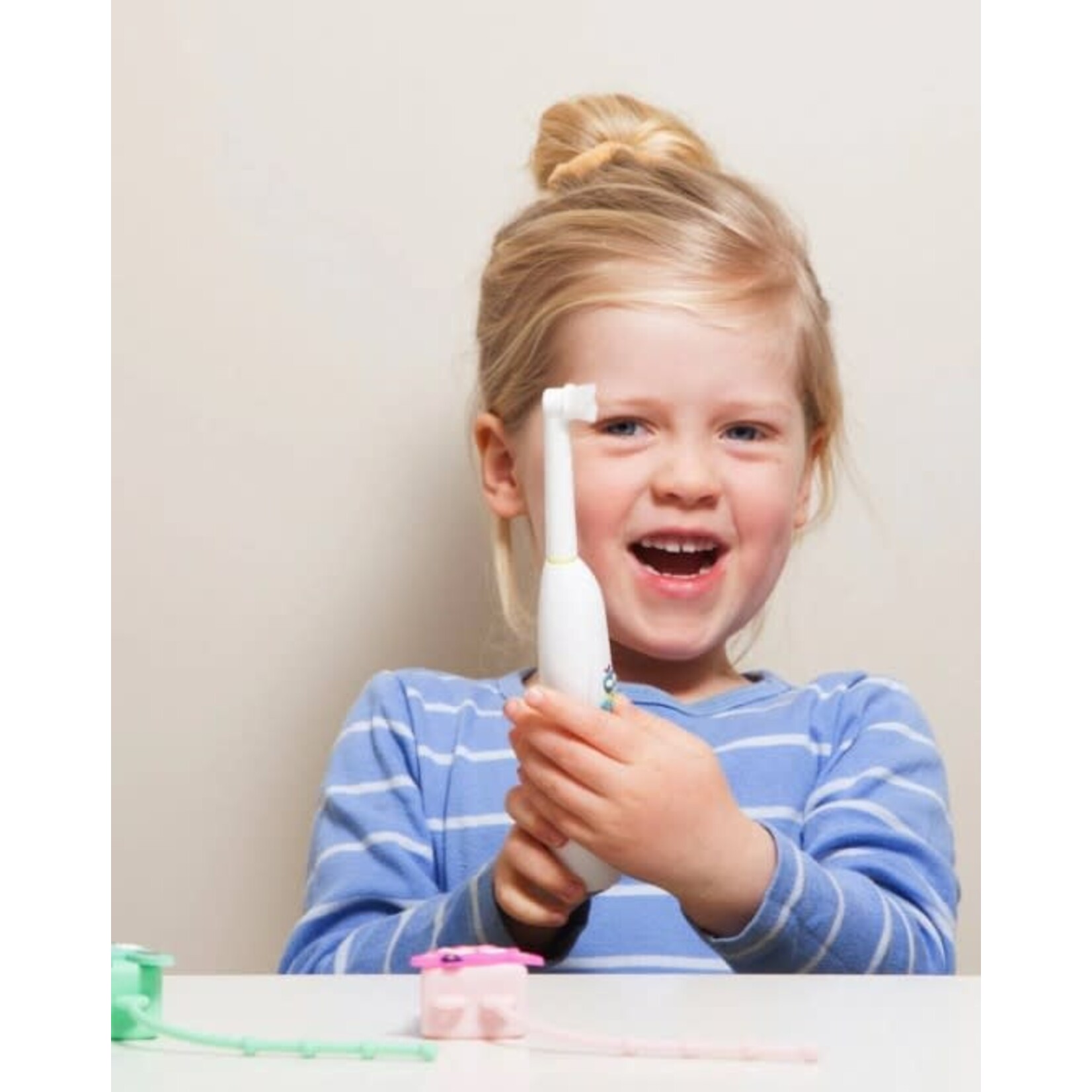 Jack N' Jill Jack N' Jill - Buzzy Brush Electrical Musical Toothbrush