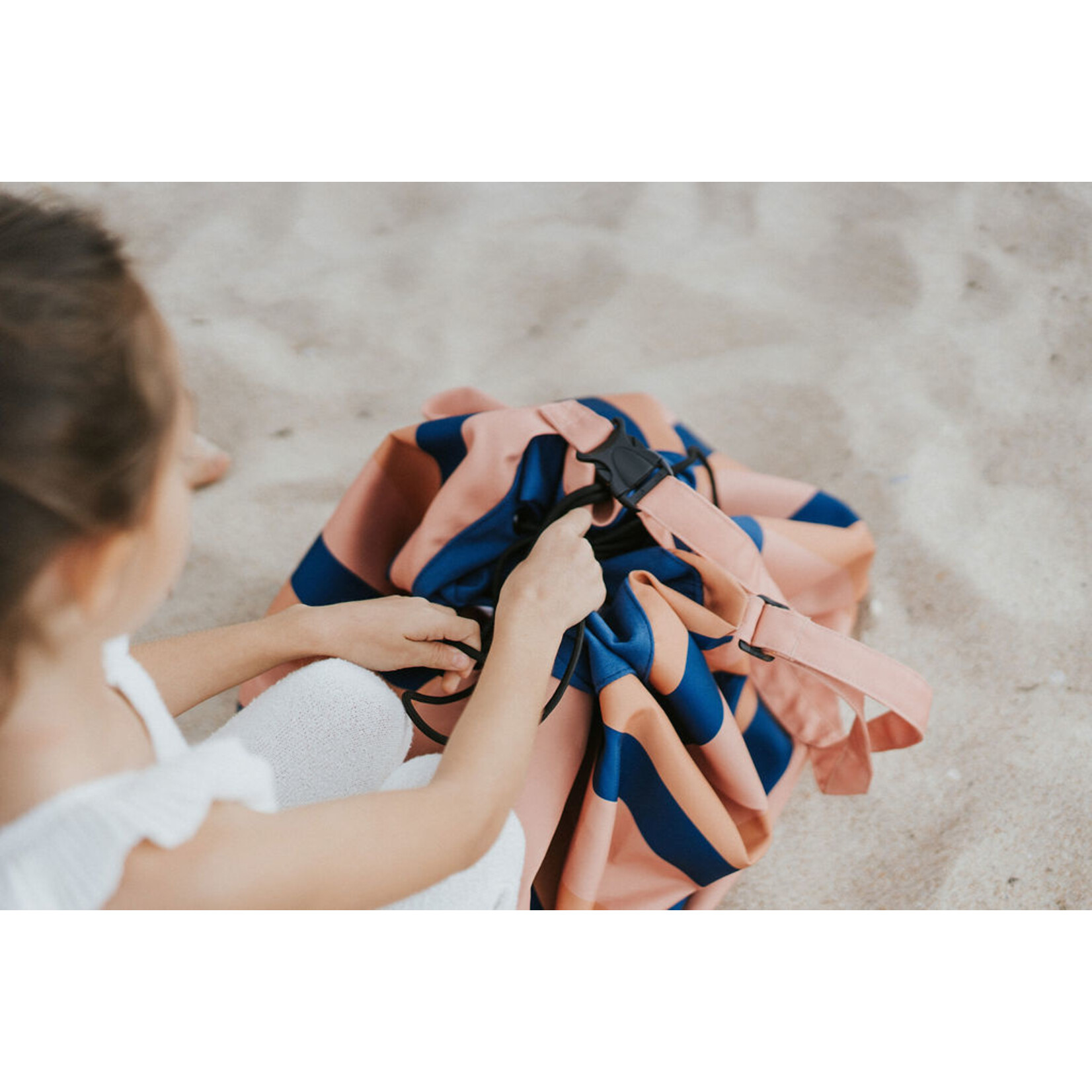 Play & Go Play & Go - Speeltapijt/Opbergzak Outdoor - Mokka Stripes