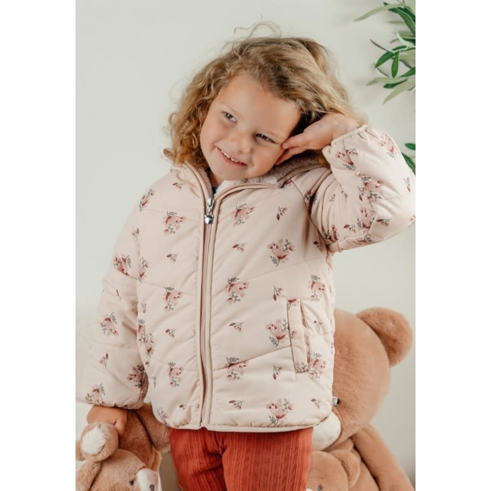 Noukie's Noukie's - Roze waterafstotend jasje in Groloudoux® en sherpa