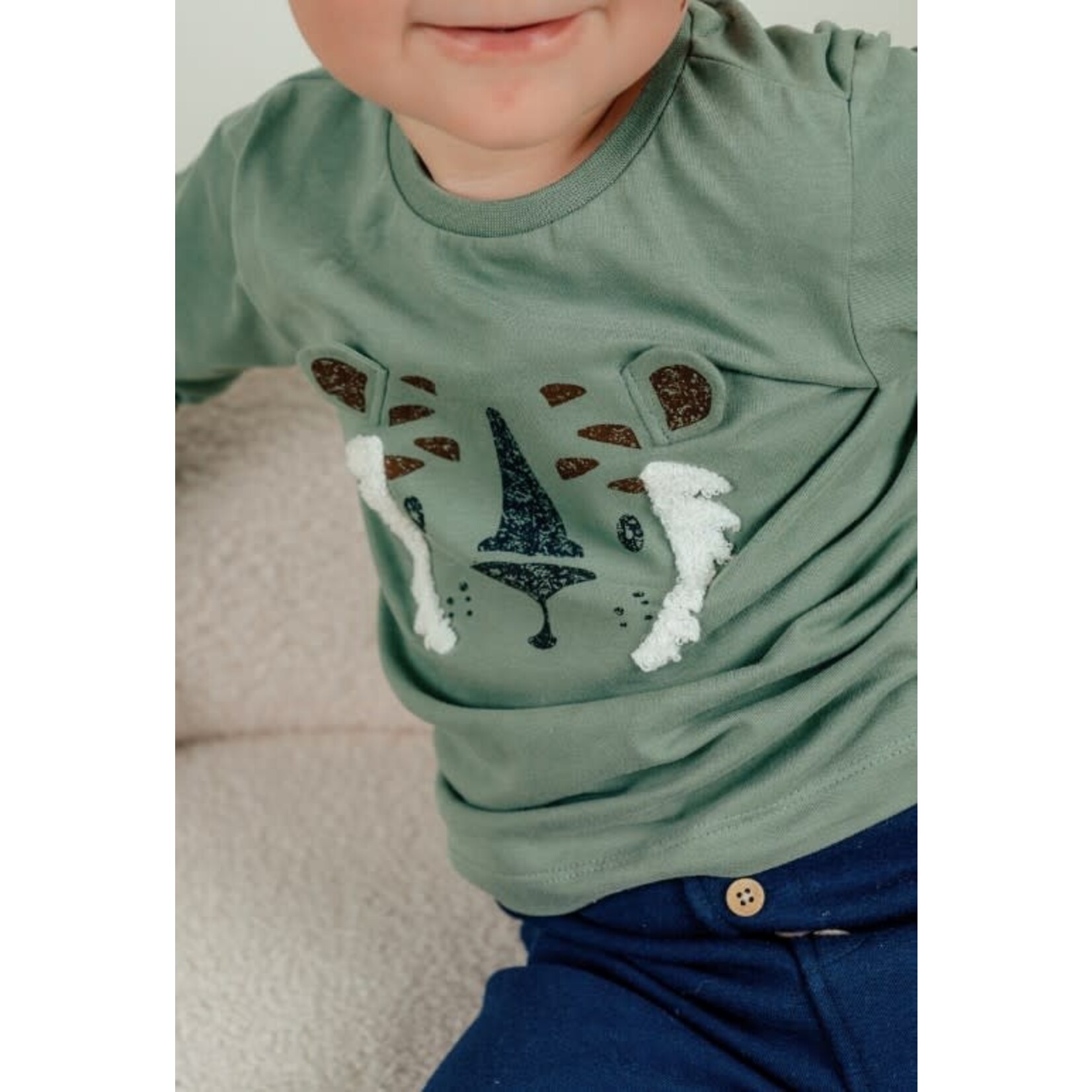 Noukie's Noukie's - Groen jersey T-shirt met lange mouwen en tijgerprint