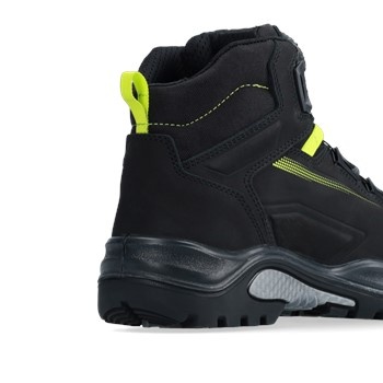 Bata Traxx 247  S7S Hoog Zwart Werkschoen