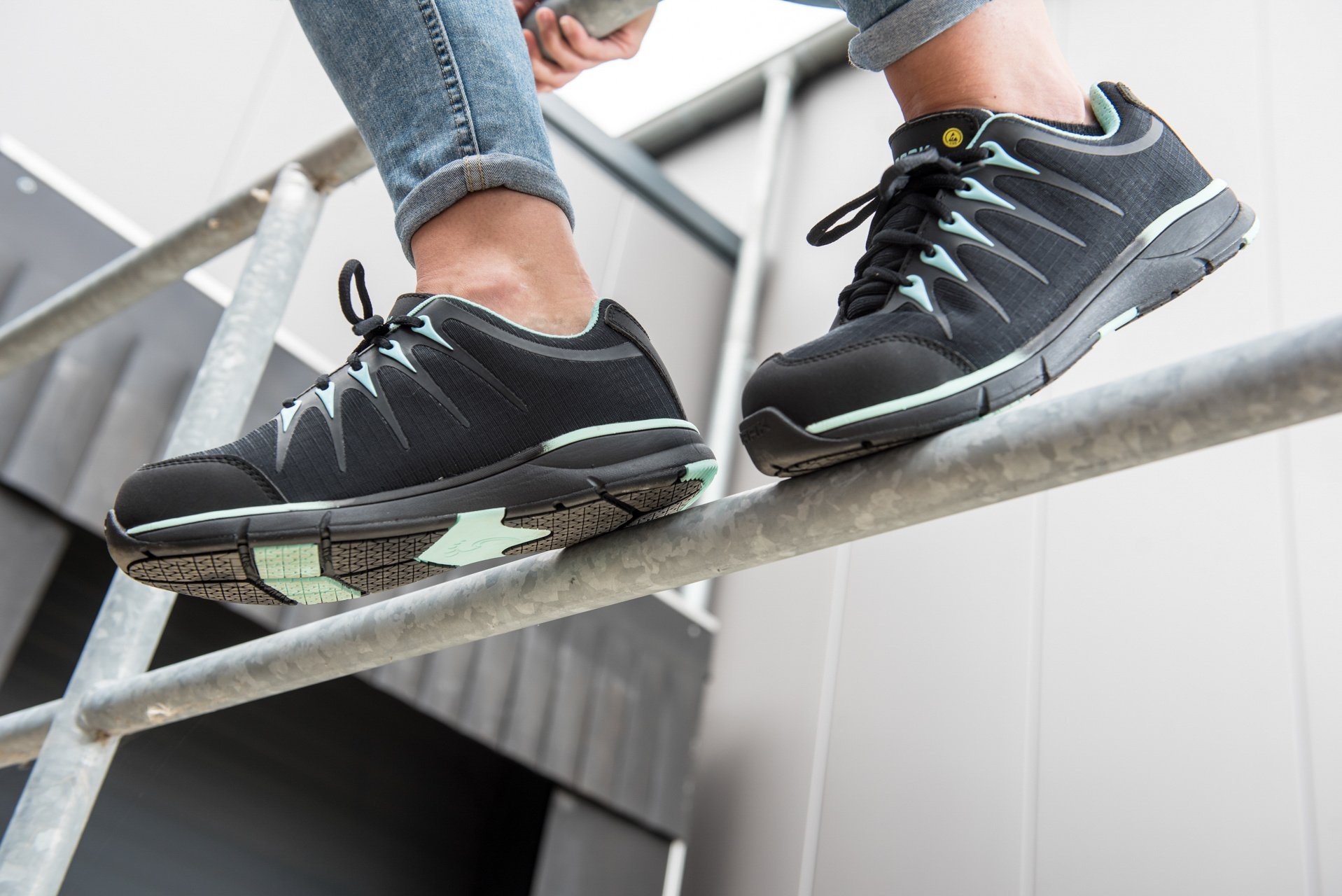 Baak Svea S3 ESD SRC  Laag Zwart Werkschoen