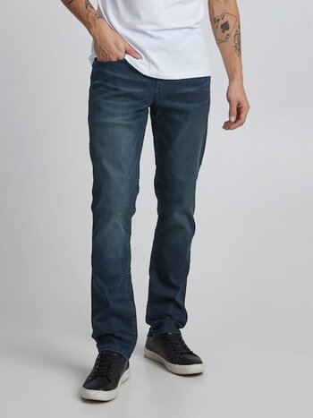 Regular Straight Leg