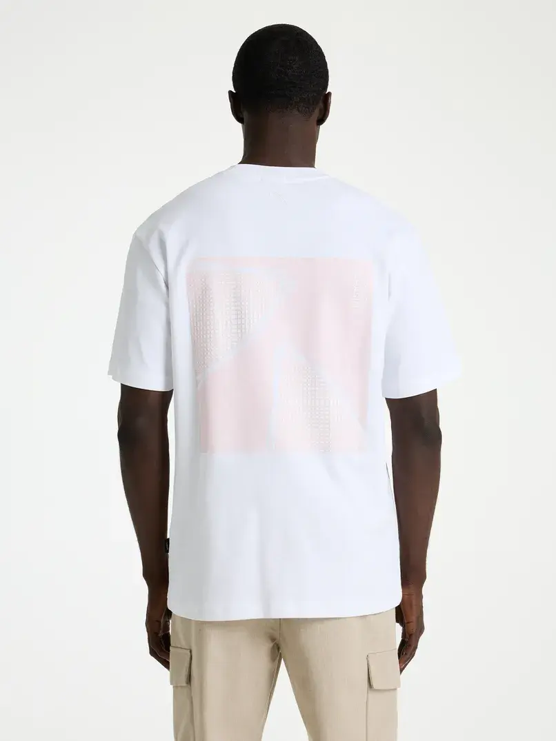 CHASIN IDO TEE