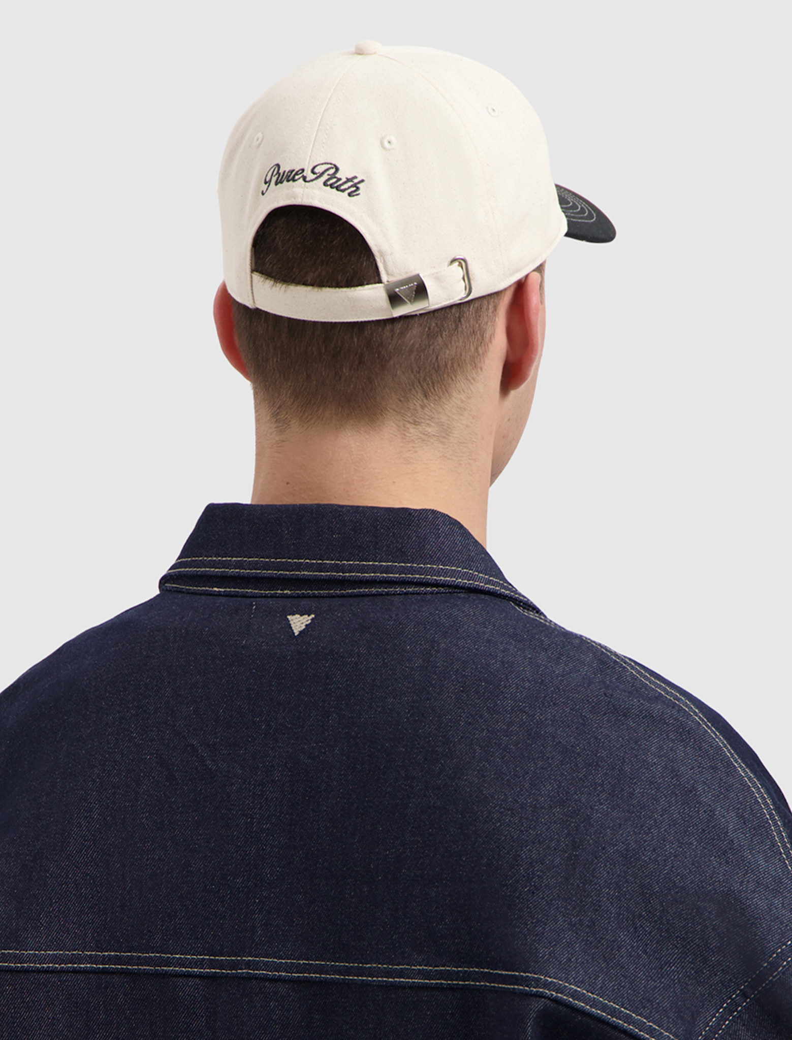 Pure Path Two Tone Emblem Cap 26010701