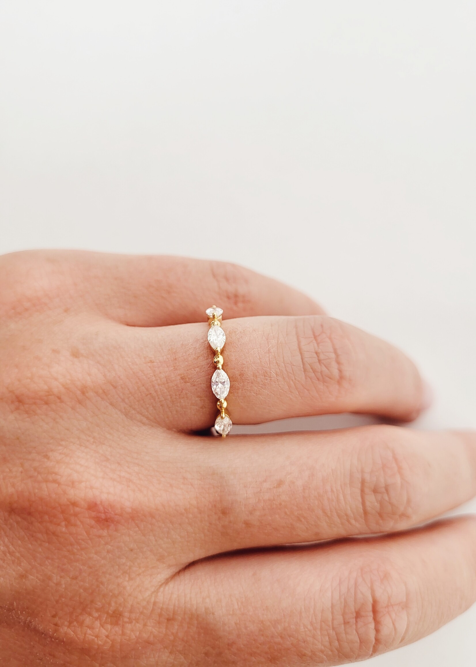Alliance ring met 4 marquise geslepen diamanten