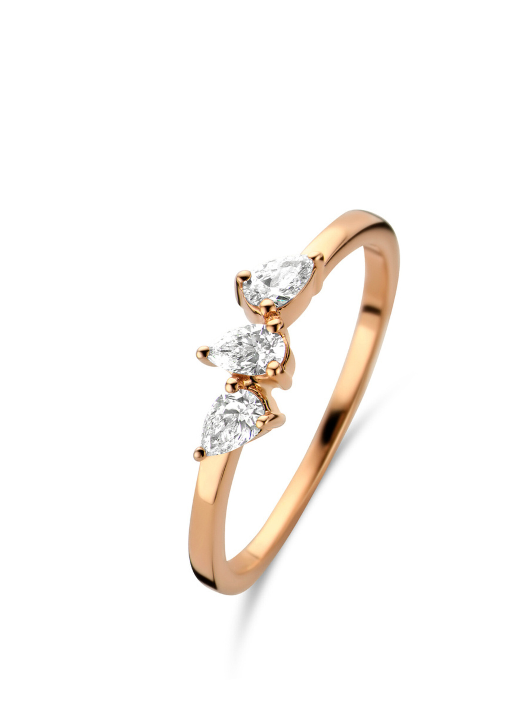 Ring met 3 peervormige diamanten