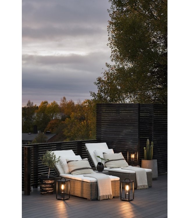 Stoere zwarte buitenlamp met snoer en helder glas ip44