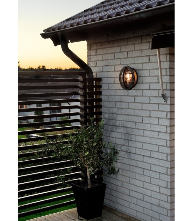 Zwarte wandlamp helder kunstofkap met stopcontact