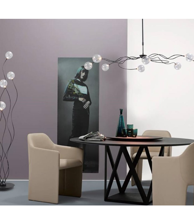 Stijlvolle bollenlamp met dimbaar LED licht - 174cm - zwart