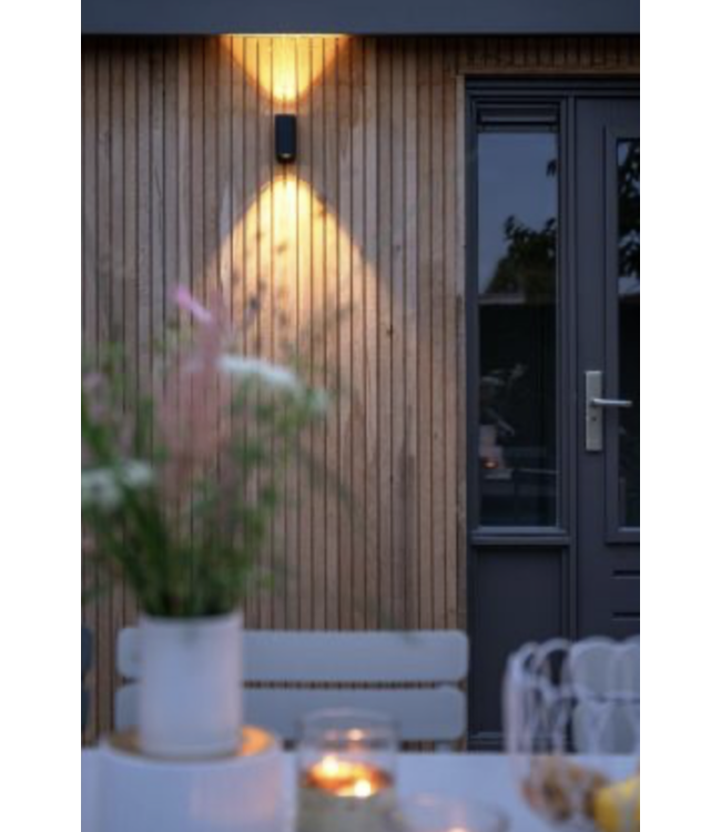 Wandlamp up en down zwart met dag/nacht sensor rechthoek