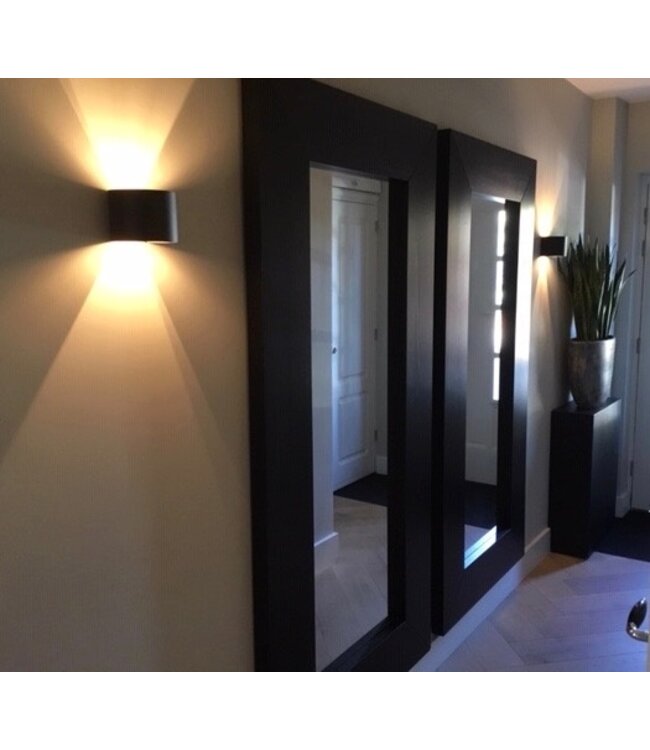 Wandlamp verstelbaar up en down light zwart half rond excl g9