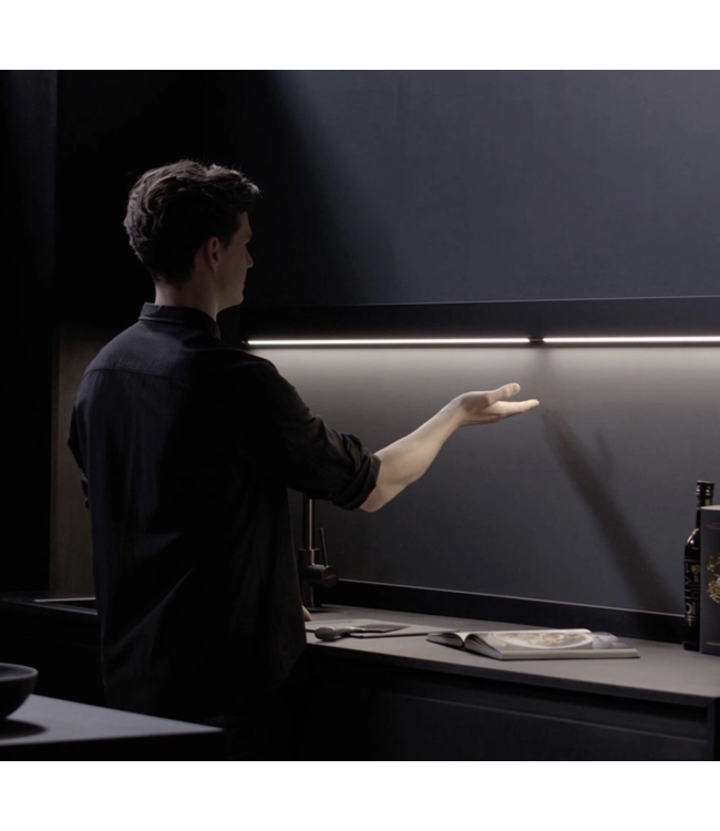 Wall van Novy stijlvolle minimalistische wandverlichting 275cm