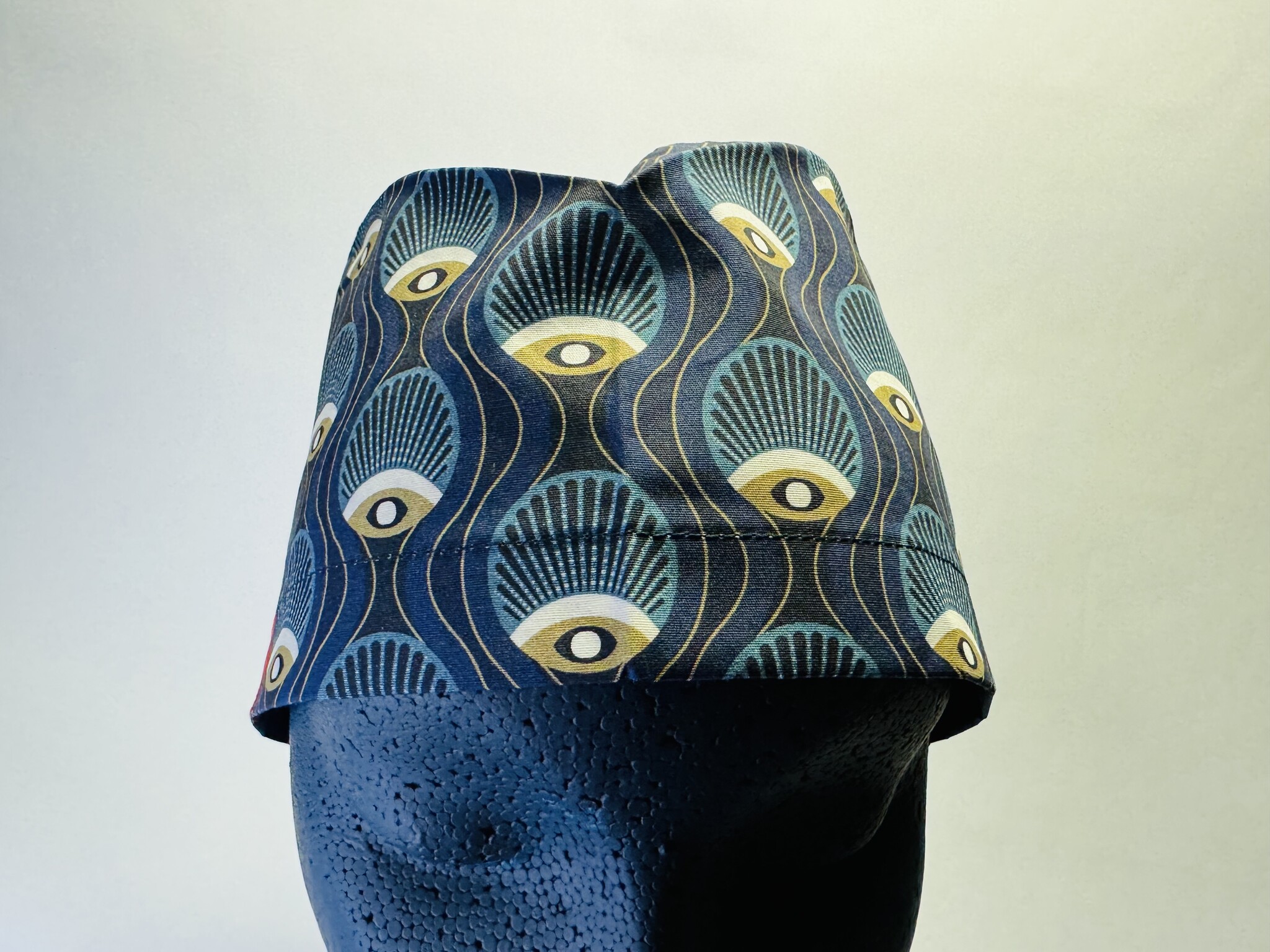 Yeux Art Déco