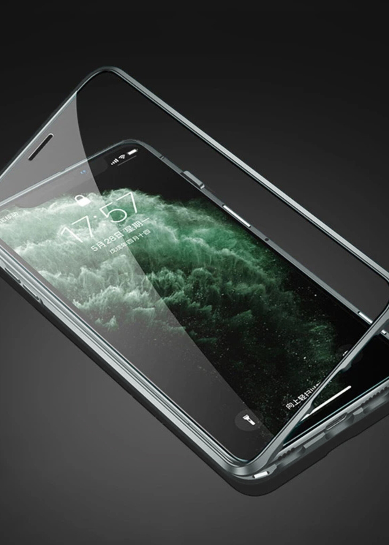 BTH Hoesje Geschikt voor iPhone 13 Pro Max Hoesje Dubbelzijdig Gehard Glas Magneet Case - Hoes Geschikt voor iPhone 13 Pro Max Hoes Met Magnetische Connectie - Zilver