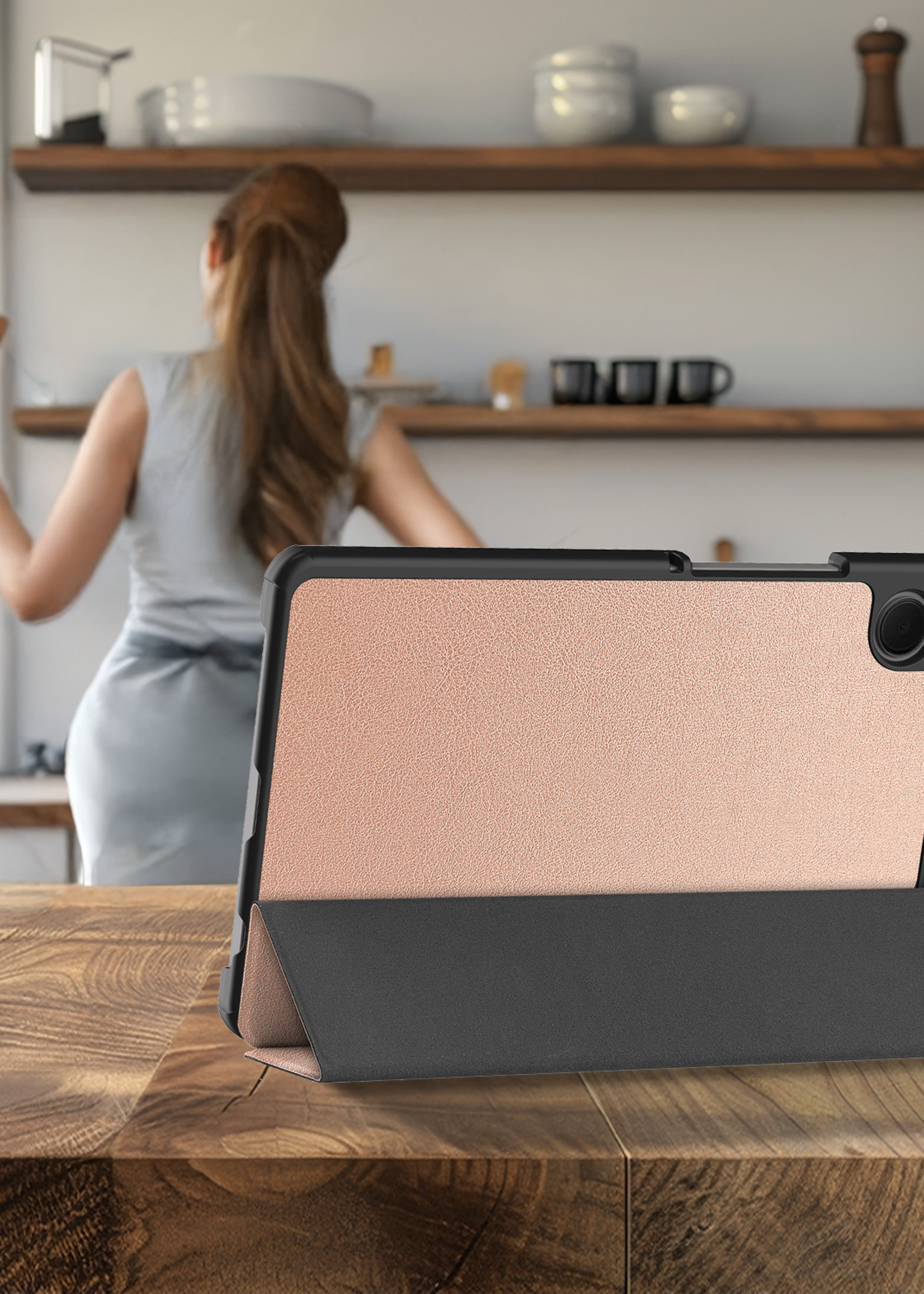 BTH Hoes Geschikt voor Samsung Galaxy Tab A9 Plus Hoes Book Case Hoesje Trifold Cover - Hoesje Geschikt voor Samsung Tab A9 Plus Hoesje Bookcase - Rosé goud