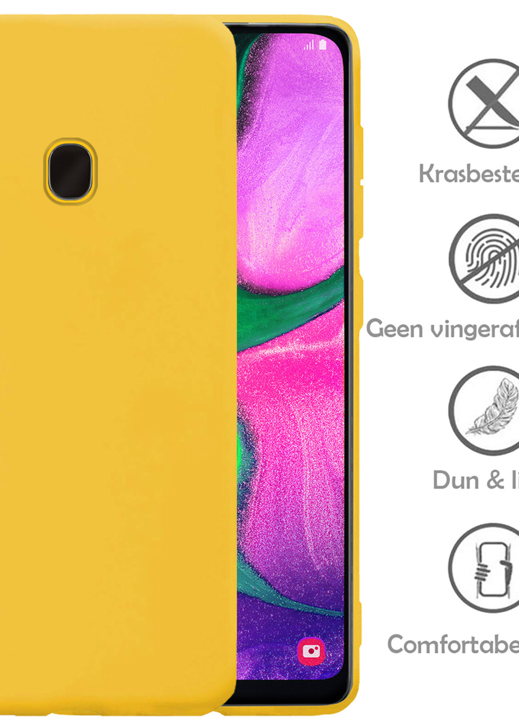 LUQ Hoesje Geschikt voor Samsung A20e Hoesje Siliconen Case Met 2x Screenprotector - Hoes Geschikt voor Samsung Galaxy A20e Hoes Siliconen - Geel