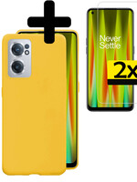 LUQ LUQ OnePlus Nord CE 2 Hoesje Siliconen Met 2x Screenprotector - Geel