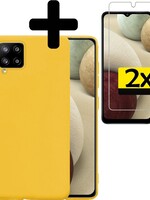 LUQ LUQ Samsung Galaxy A12 hoesje siliconen geel met 2x screenprotector
