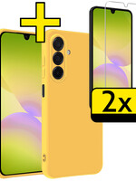 LUQ LUQ Samsung Galaxy A26 Hoesje Siliconen Met 2x Screenprotector - Geel