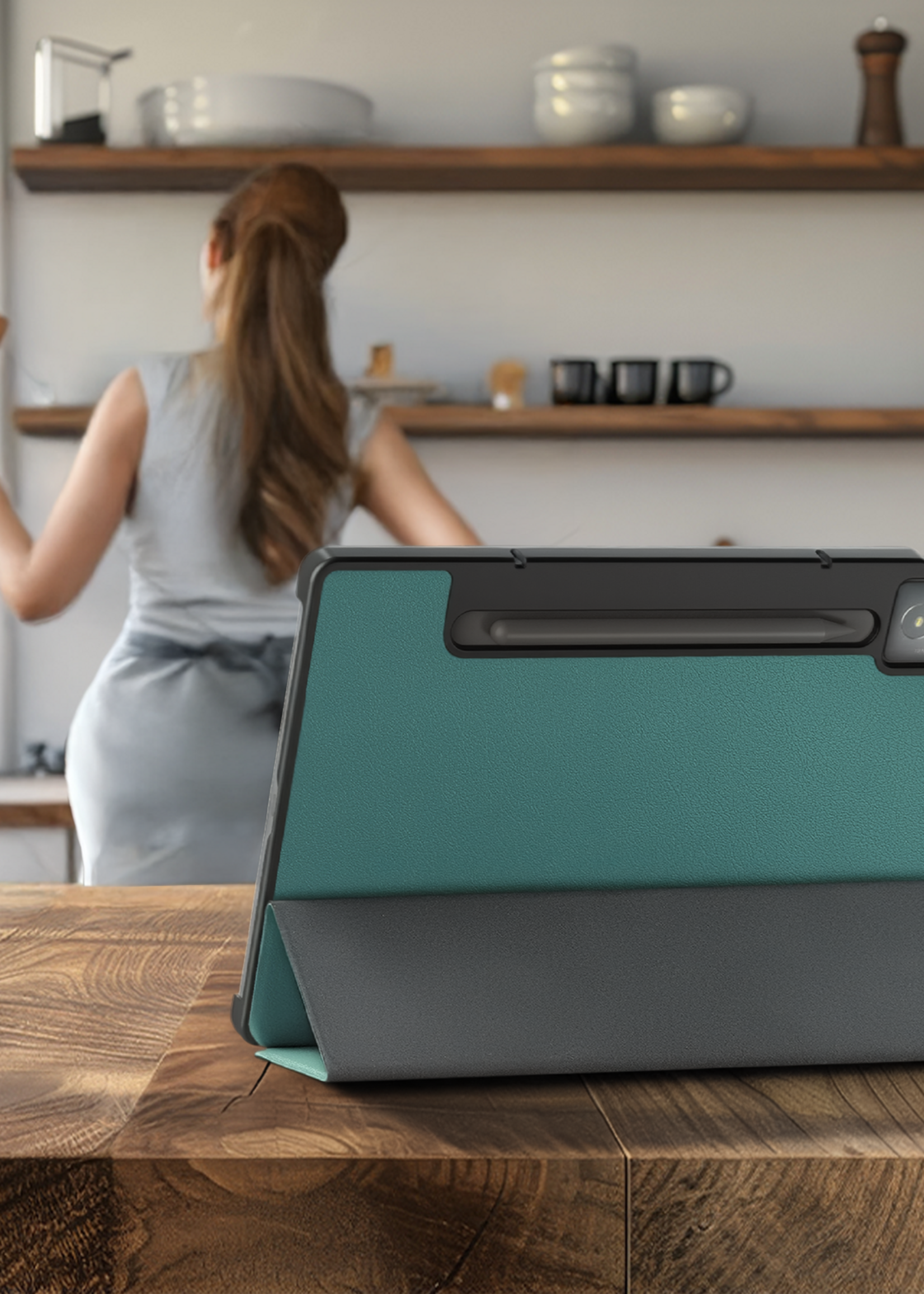 LUQ LUQ Lenovo Idea Tab Pro Hoesje Met Screenprotector - Donkergroen