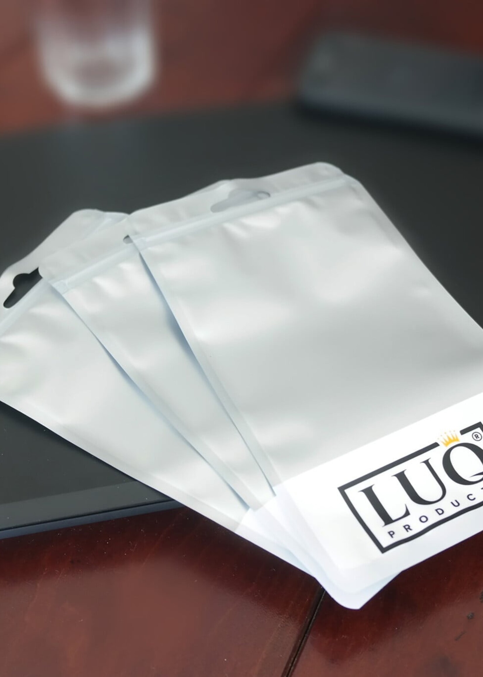 LUQ LUQ Google Pixel 11 Hoesje Siliconen Met 2x Screenprotector - Lichtblauw