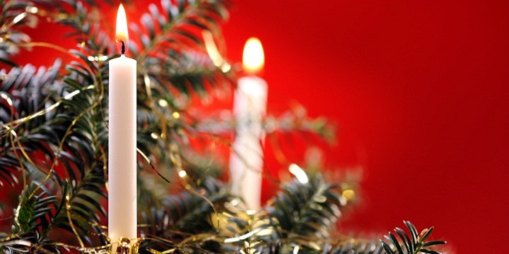 Kerstboomkaarsjes in de kerstboom voor de authentieke kerstsfeer