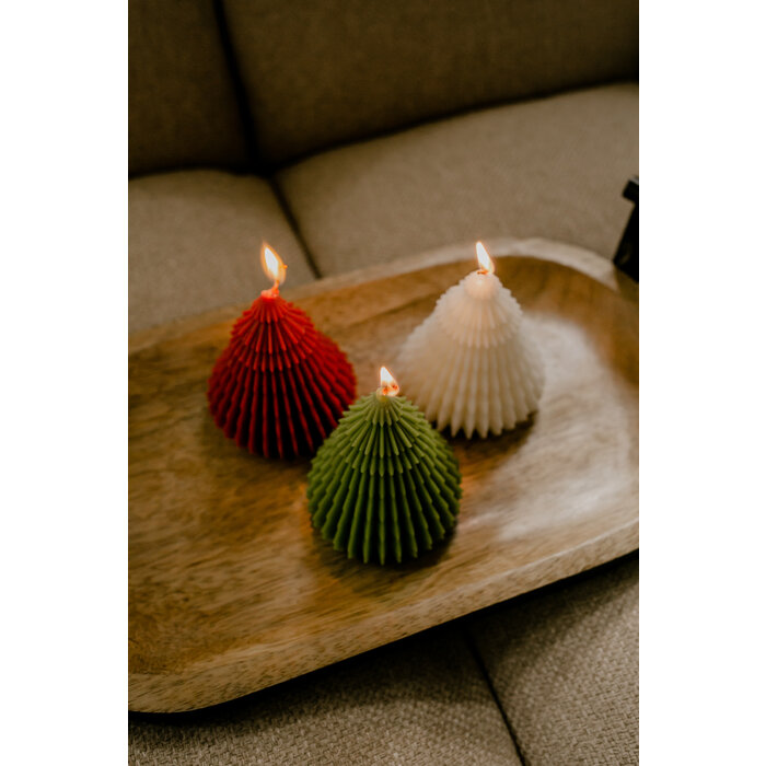 Kerstboom kaars crème met lint