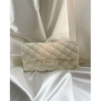 curve &you Kaars - Chanel bag - wit
