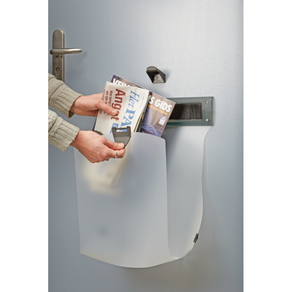 SecuCare Postvanger met tochtborstel