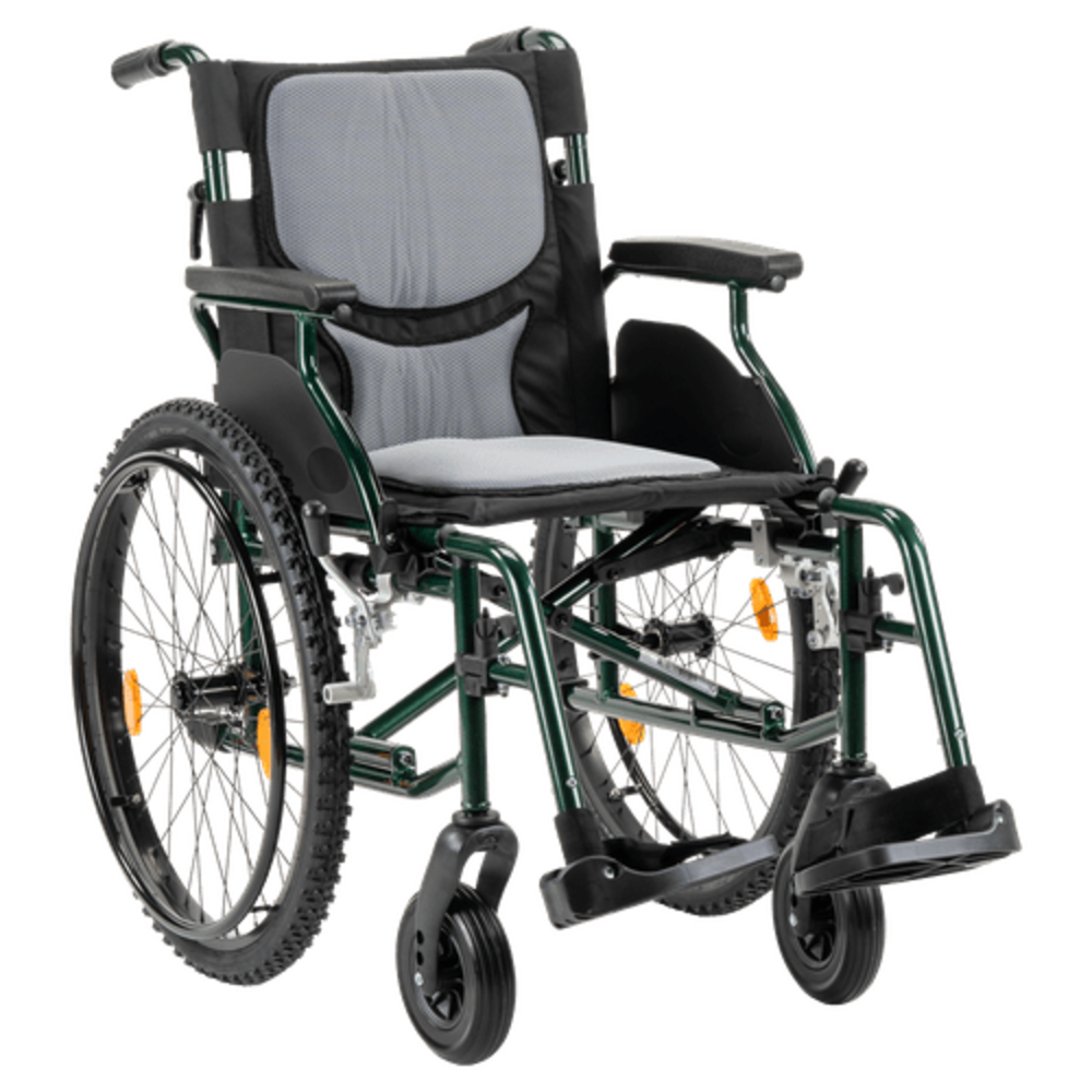 MultiMotion MultiMotion M10 rolstoel met mountainbike luchtbanden en verstelbare handvatten, lichtgewicht - 45 cm - Groen