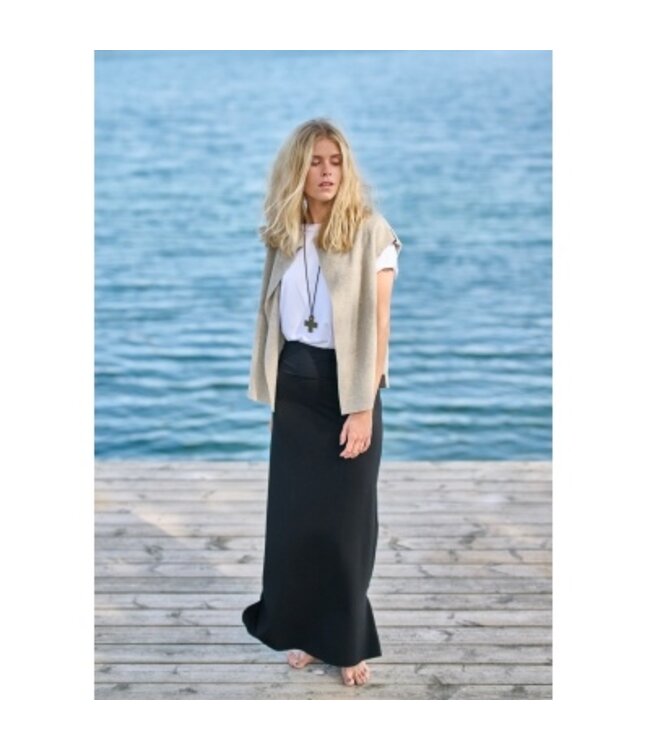 98033 Skirt Long Black 900