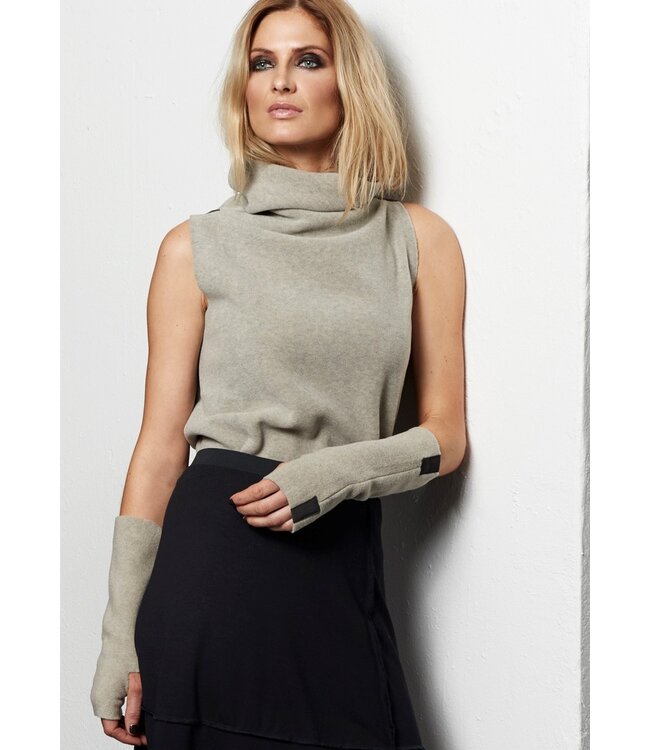 6022 Wrist Warmer - Sand 805