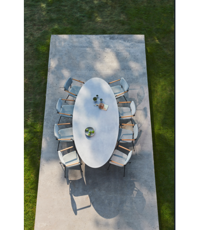 Royal Botania - Conix Ellips Low dining table - Dessert