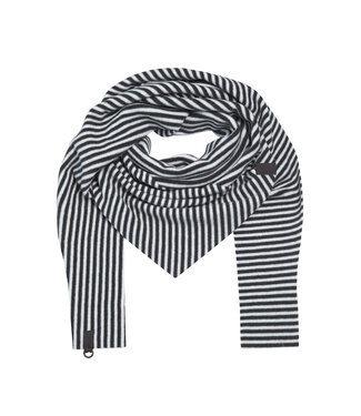 Henriette Steffensen 4051 Sjaal Triangle - Stripes Black & White Henriette Steffensen 4051 Sjaal Triangle - Stripes Black & White