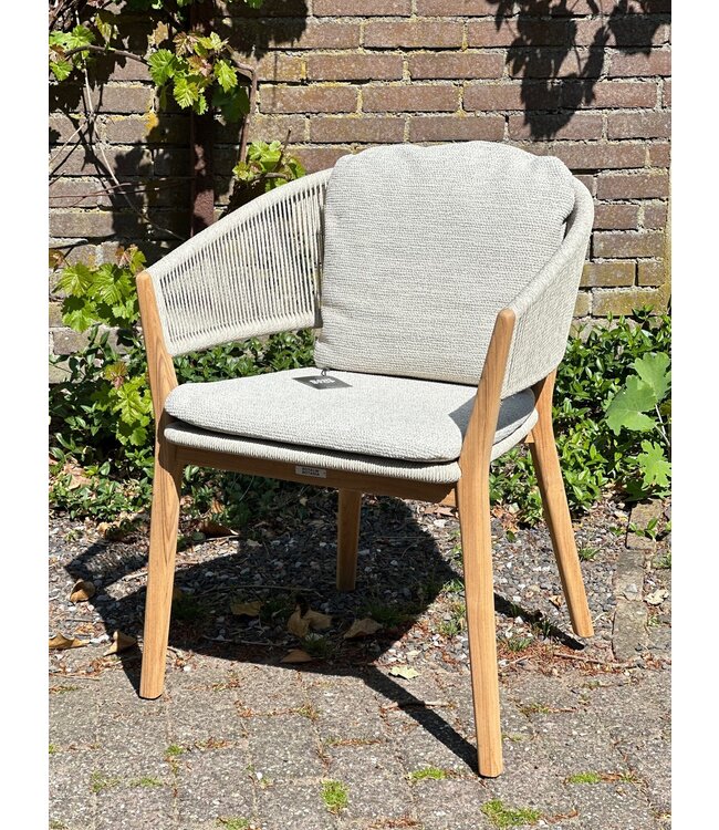 Royal Botania Cares stoel teak desert + kussenset bouclé Sand (6x)