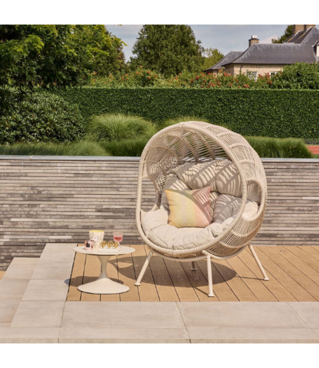 SUNS Nuna Egg Chair - Camel Sand - Outdoor loungestoel x Anouk Smulders