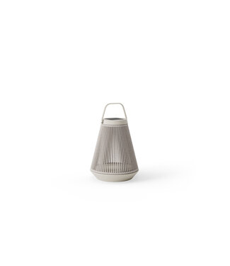 SUNS Eden Solar Lamp M - Camel Sand