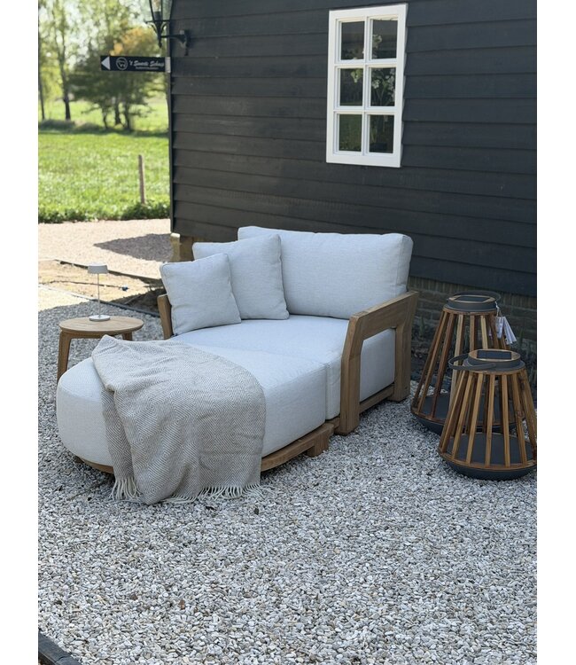 Showroommodel Vento Lounge Chair w.arms + Vento Hocker
