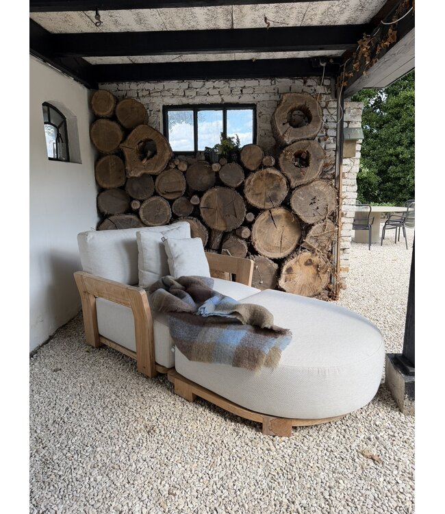 Showroommodel Vento Lounge Chair w.arms + Vento Hocker