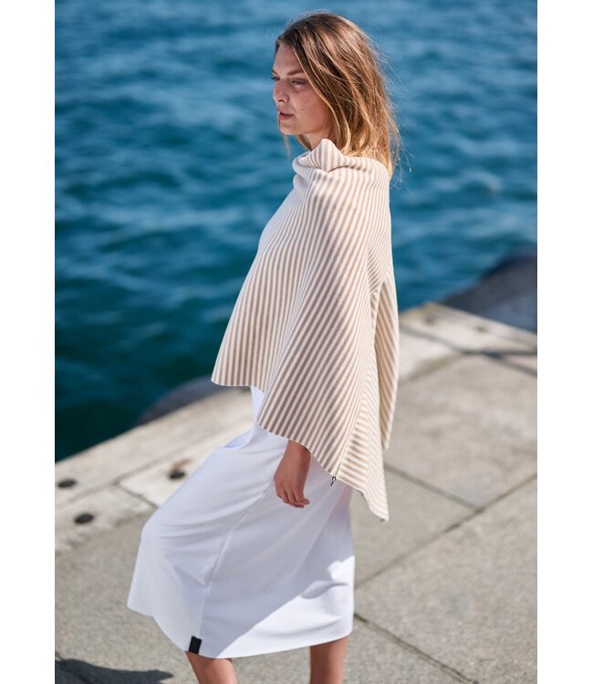Henriette Steffensen | Fleece Poncho 4026 - Kit