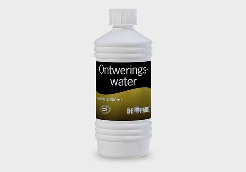 Oxaalzuur / ontweringswater van HOUTvakman.be - Ideaal voor (oxide & water) vlekken in (eiken)hout & om vergrijsd hout weer in originele staat te krijgen! 