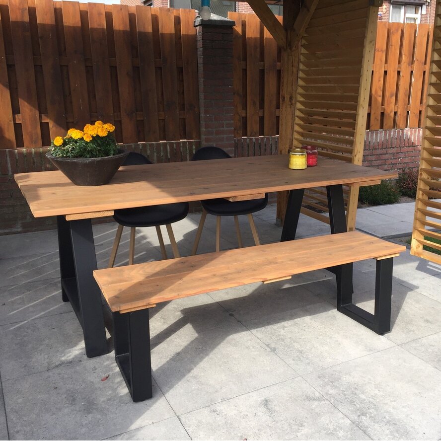 Zwarte A-poten (set) - staal / ijzer - 4x10 cm - hoogte: 72 cm - breedte (montageplaat): 78 cm - tafelpoot metaal zwart gecoat Zwarte A-poten (set) - staal / ijzer - 4x10 cm - hoogte: 72 cm - breedte (montageplaat): 78 cm - tafelpoot metaal zwart gecoat