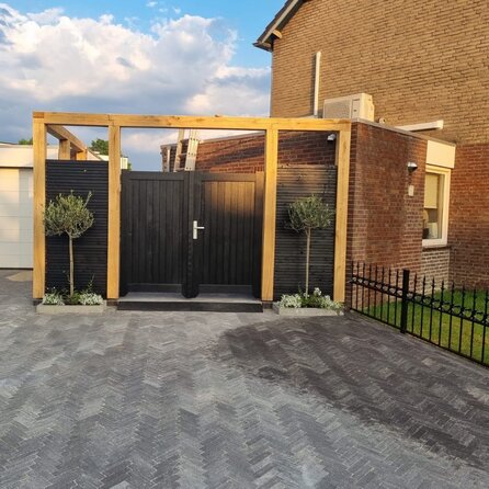 Eiken balk - 150x150 mm - ruw / fijnbezaagd - balk voor buiten - eikenhout AD 20-25%