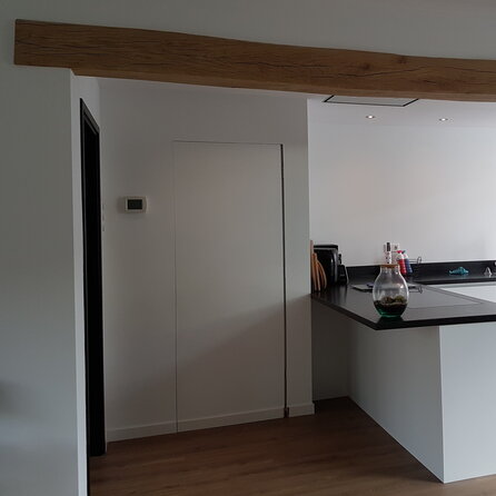 Verouderd eiken balk - 85x85 mm - gerookt - balk voor binnen / beschut buiten - oud eikenhout AD 20-25%